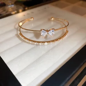 Fashionable luxury bracelet-Beautiful E